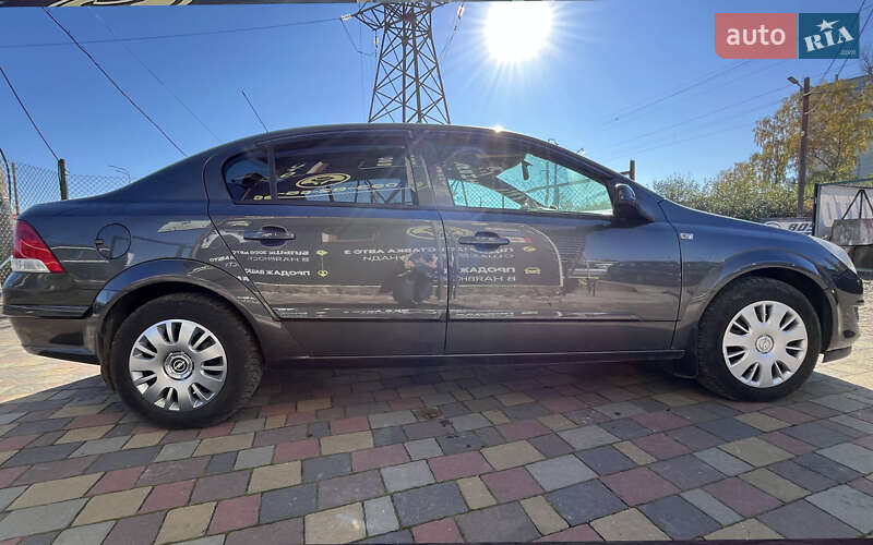 Седан Opel Astra 2008 в Стрые