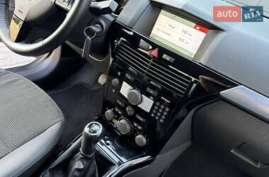 Універсал Opel Astra 2008 в  фото 15 Універсал Opel Astra 2008 в