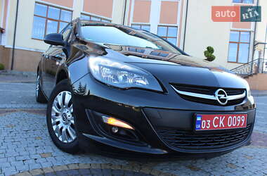 Универсал Opel Astra 2015 в 