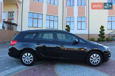 Универсал Opel Astra 2015 в 
