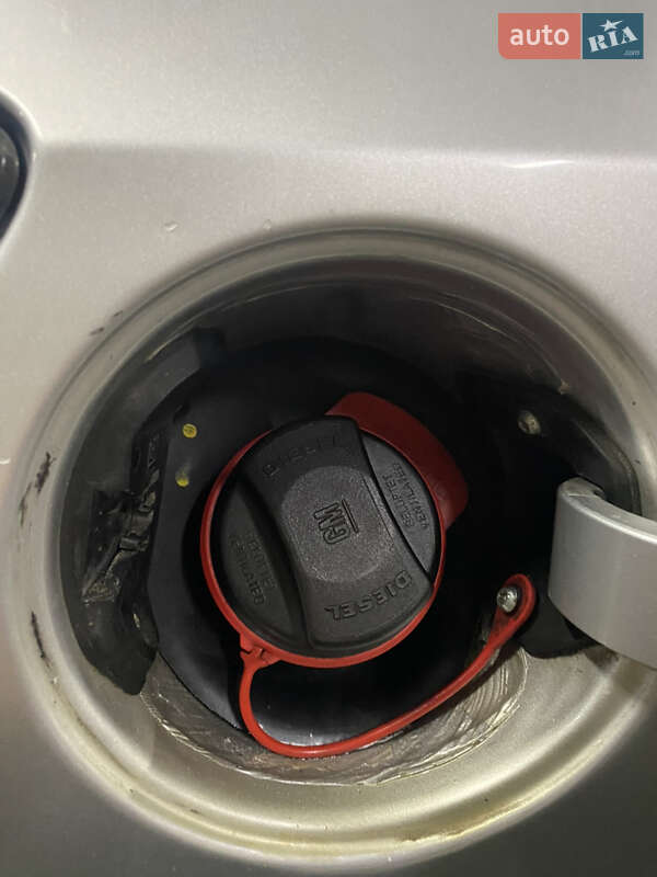 Хэтчбек Opel Astra 2011 в Хусте