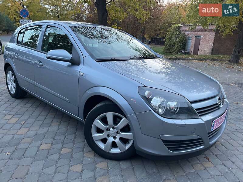 Хетчбек Opel Astra 2005 в Луцьку фото 2 Хетчбек Opel Astra 2005 в Луцьку
