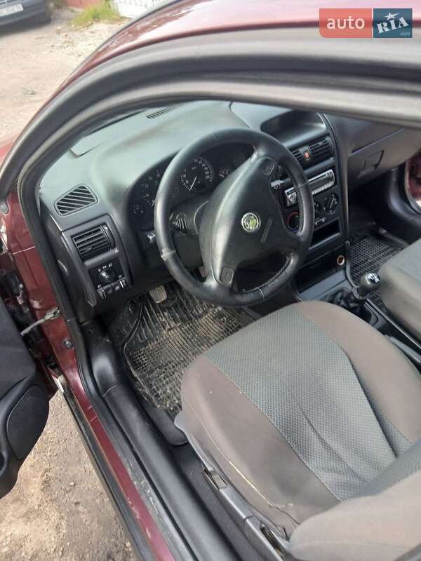 Седан Opel Astra 2003 в Львові фото 12 Седан Opel Astra 2003 в Львові