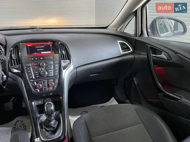 Універсал Opel Astra 2015 в Стрию фото 42 Універсал Opel Astra 2015 в Стрию
