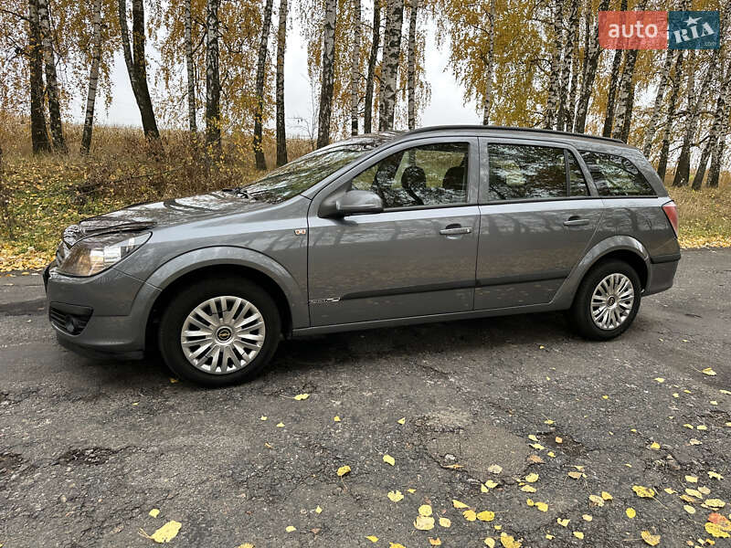 Універсал Opel Astra 2005 в Мені