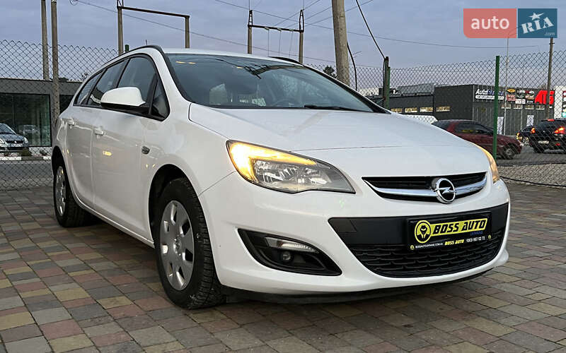 Opel Astra 2014