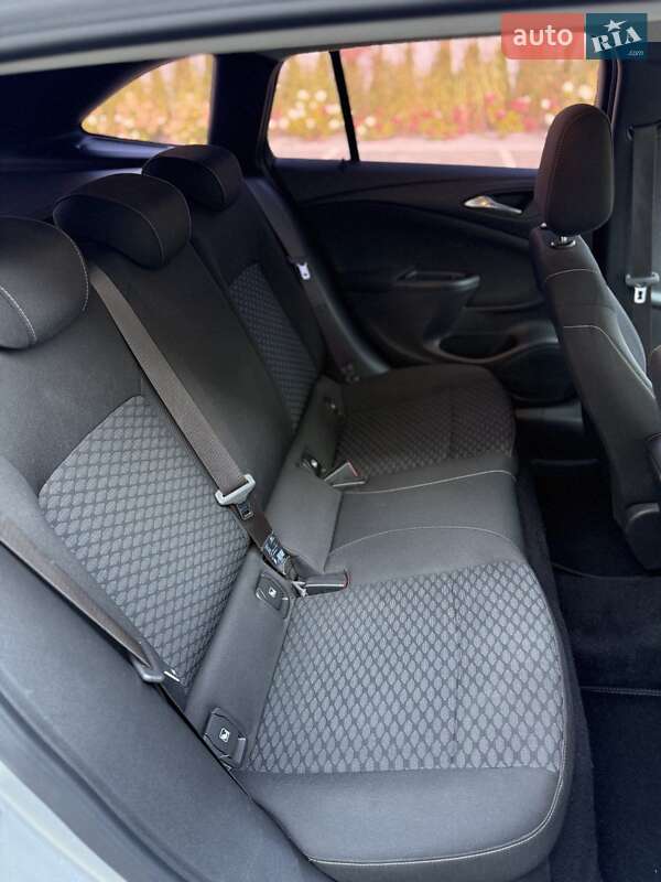 Універсал Opel Astra 2018 в Луцьку фото 7 Універсал Opel Astra 2018 в Луцьку