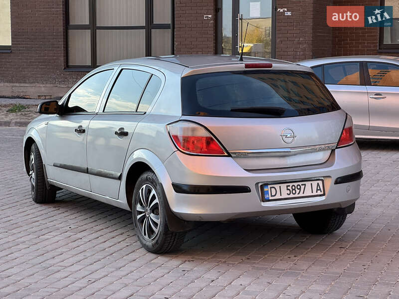 Хетчбек Opel Astra 2006 в Нетішині