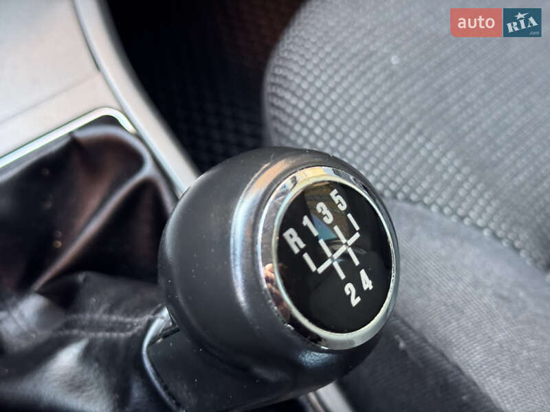 Хетчбек Opel Astra 2006 в Нетішині