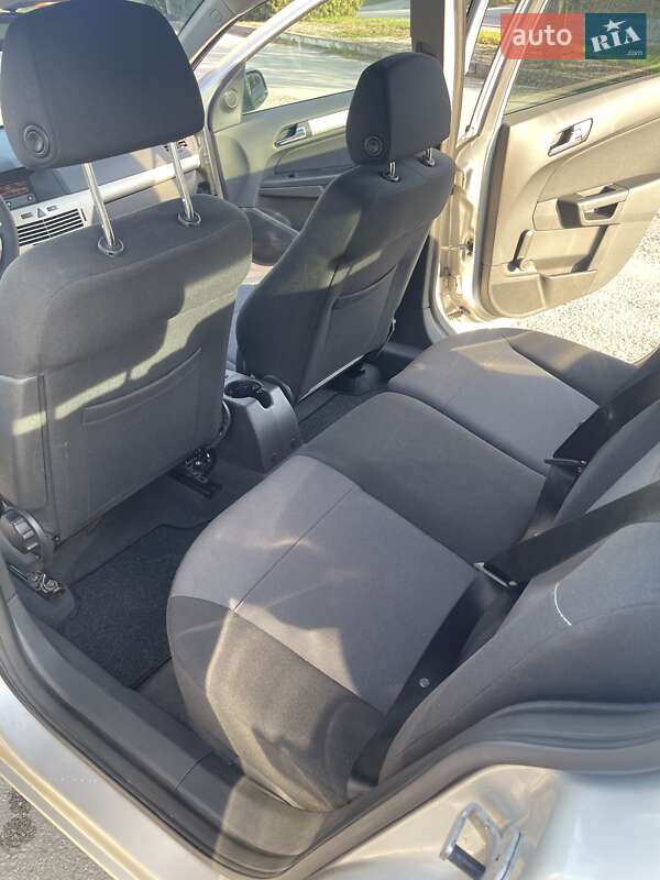 Универсал Opel Astra 2007 в Бучаче фото 8 Универсал Opel Astra 2007 в Бучаче