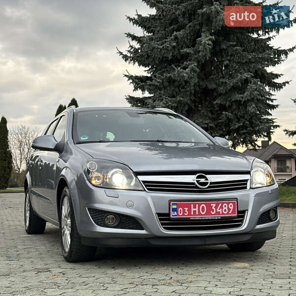 Универсал Opel Astra 2009 в Дубно фото 13 Универсал Opel Astra 2009 в Дубно