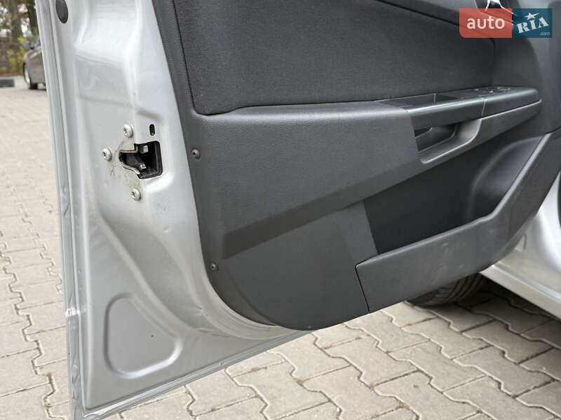 Универсал Opel Astra 2010 в Виннице