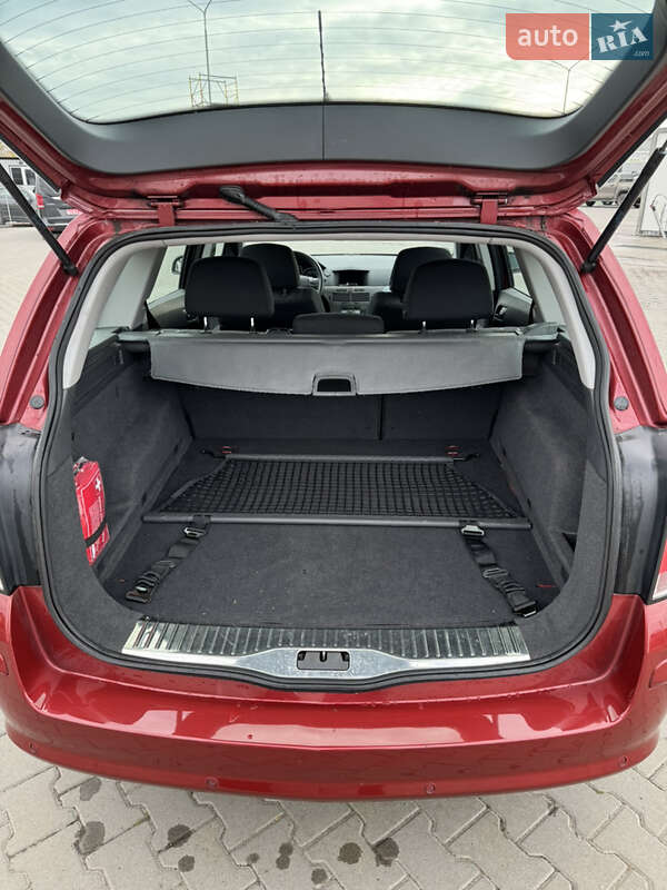 Универсал Opel Astra 2006 в Нововолынске фото 12 Универсал Opel Astra 2006 в Нововолынске