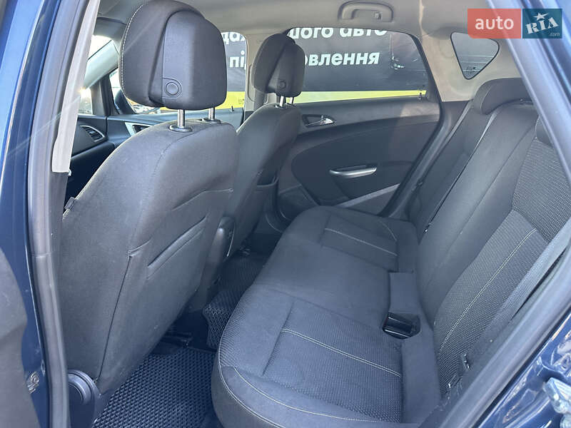 Хэтчбек Opel Astra 2010 в Ивано-Франковске