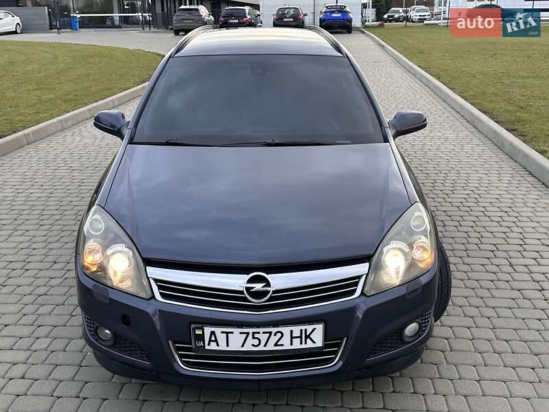 Універсал Opel Astra 2008 в Львові
