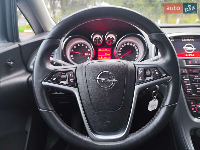 Универсал Opel Astra 2014 в Звягеле фото 19 Универсал Opel Astra 2014 в Звягеле
