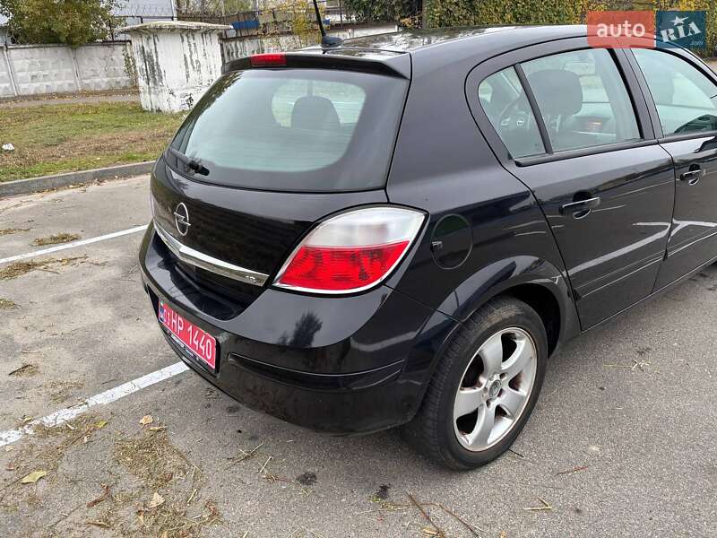 Хэтчбек Opel Astra 2005 в Киеве фото 5 Хэтчбек Opel Astra 2005 в Киеве
