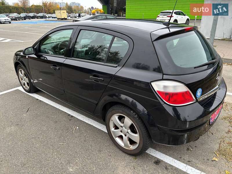 Хэтчбек Opel Astra 2005 в Киеве фото 10 Хэтчбек Opel Astra 2005 в Киеве