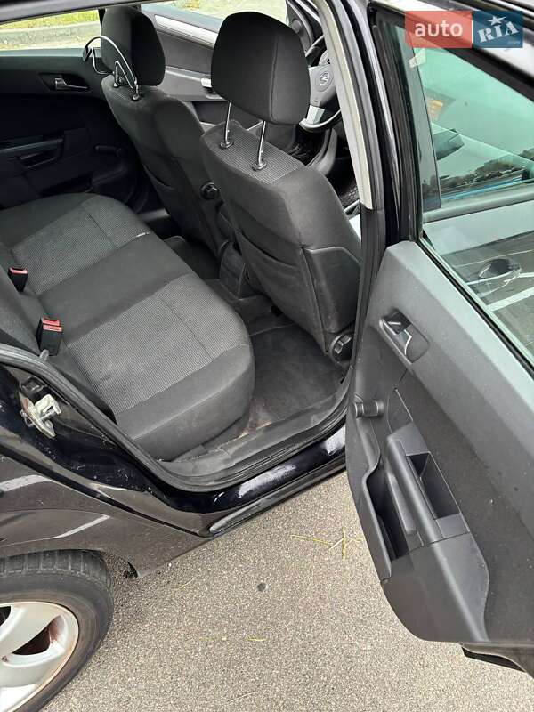 Хэтчбек Opel Astra 2005 в Киеве фото 14 Хэтчбек Opel Astra 2005 в Киеве
