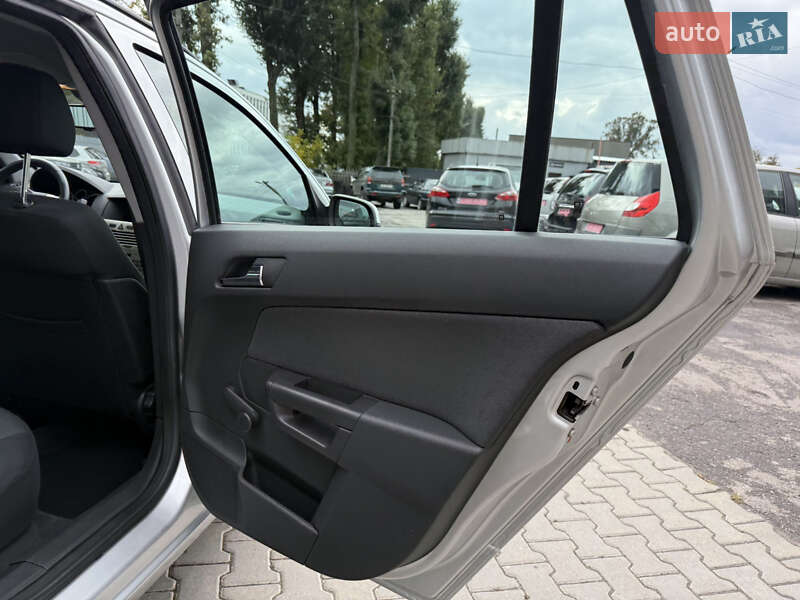 Универсал Opel Astra 2007 в Виннице