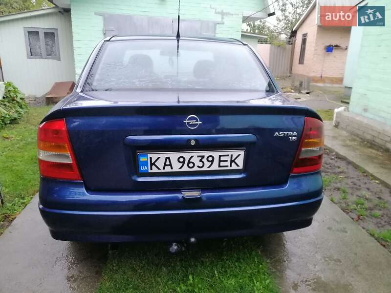 Седан Opel Astra 2004 в Прилуках фото 2 Седан Opel Astra 2004 в Прилуках