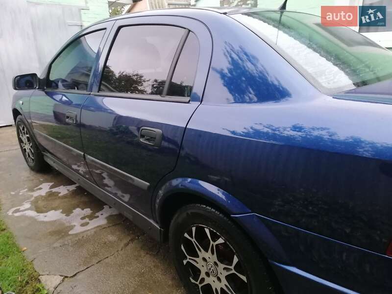 Седан Opel Astra 2004 в Прилуках фото 5 Седан Opel Astra 2004 в Прилуках