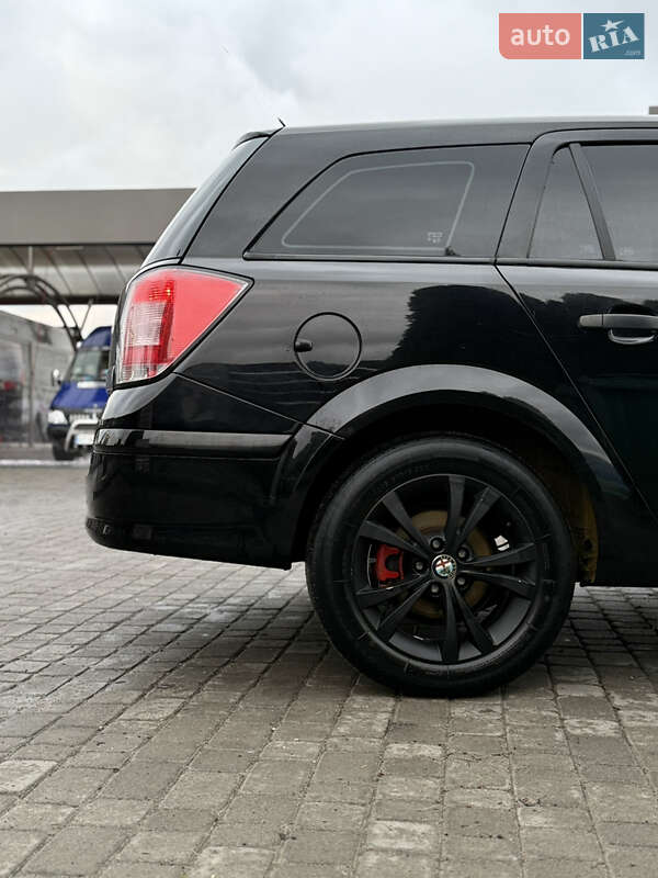 Универсал Opel Astra 2010 в Ивано-Франковске