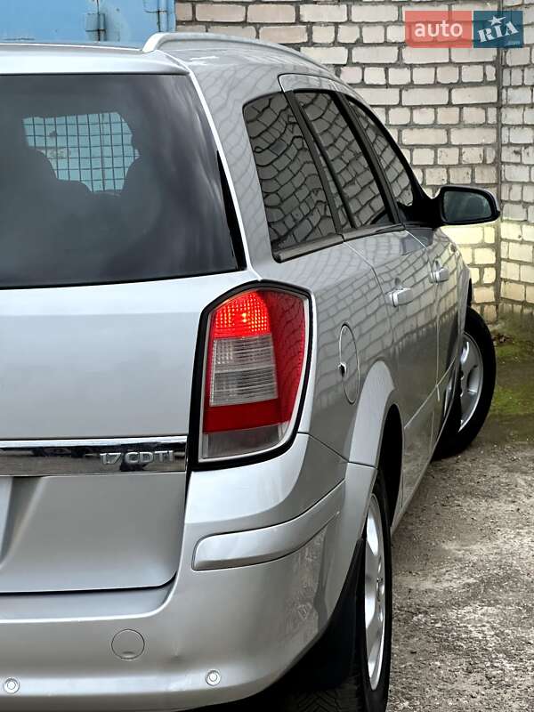 Универсал Opel Astra 2009 в Николаеве