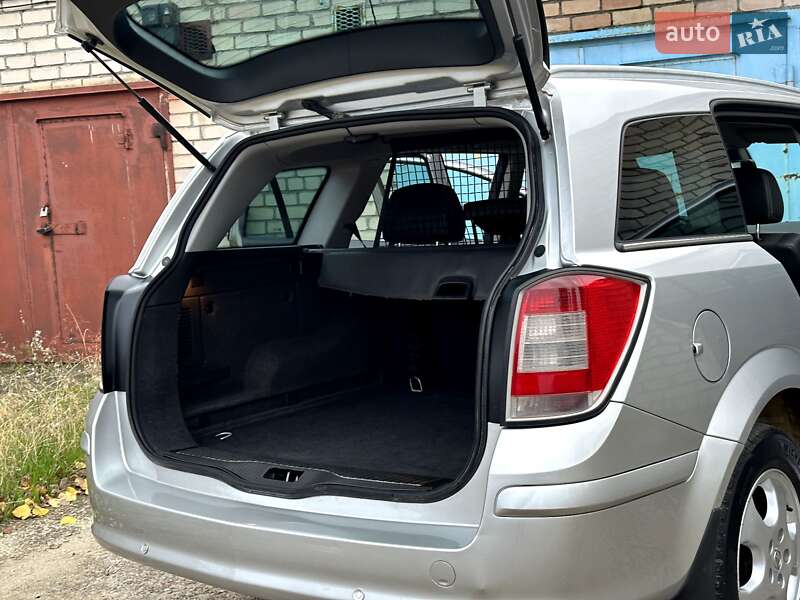 Универсал Opel Astra 2009 в Николаеве