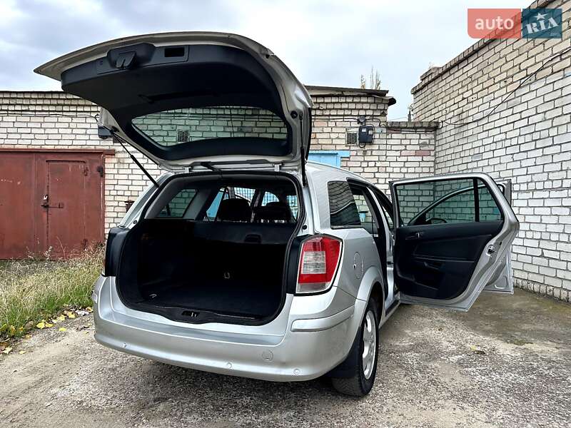 Универсал Opel Astra 2009 в Николаеве