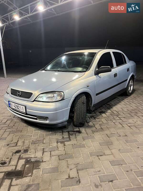 Седан Opel Astra 2005 в Полтаві фото 2 Седан Opel Astra 2005 в Полтаві
