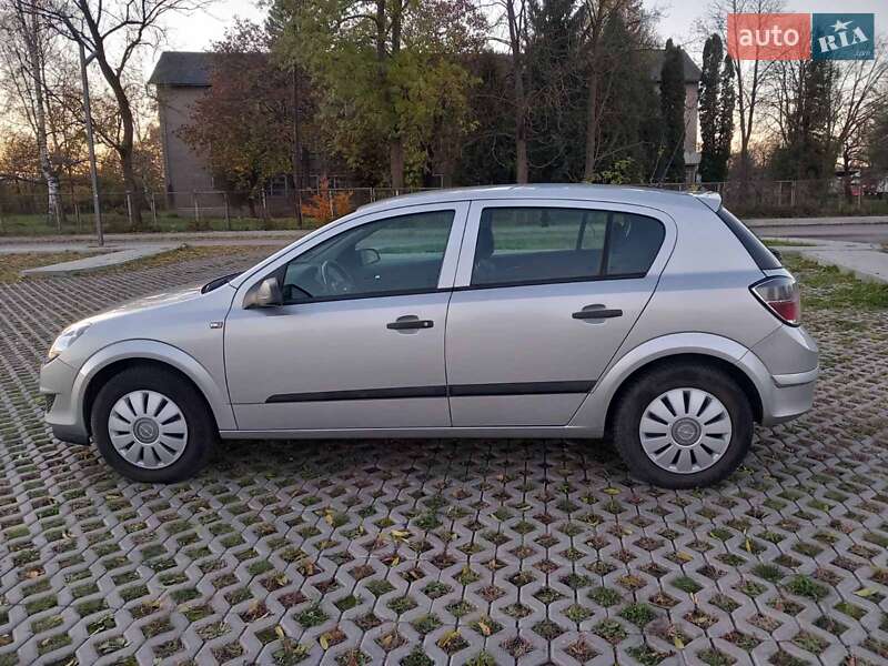 Хетчбек Opel Astra 2009 в Коломиї фото 9 Хетчбек Opel Astra 2009 в Коломиї