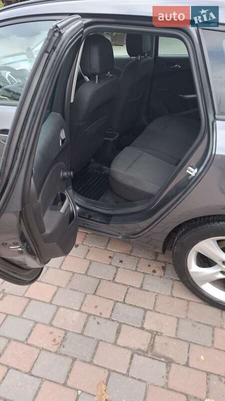 Універсал Opel Astra 2011 в Бердичеві фото 3 Універсал Opel Astra 2011 в Бердичеві