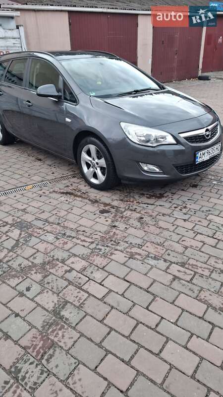 Універсал Opel Astra 2011 в Бердичеві фото 9 Універсал Opel Astra 2011 в Бердичеві