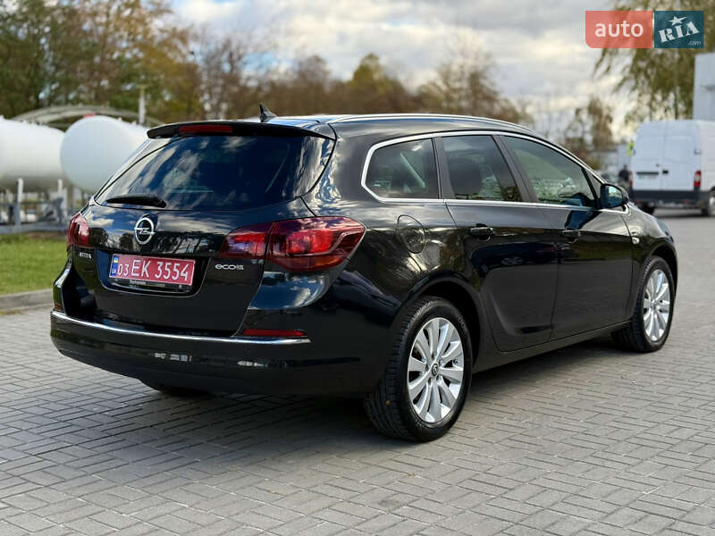 Универсал Opel Astra 2016 в Тернополе