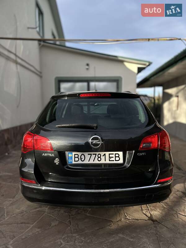 Универсал Opel Astra 2012 в Черновцах фото 3 Универсал Opel Astra 2012 в Черновцах
