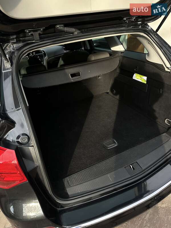 Универсал Opel Astra 2012 в Черновцах фото 9 Универсал Opel Astra 2012 в Черновцах