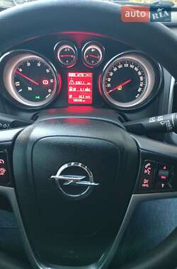 Універсал Opel Astra 2015 в 