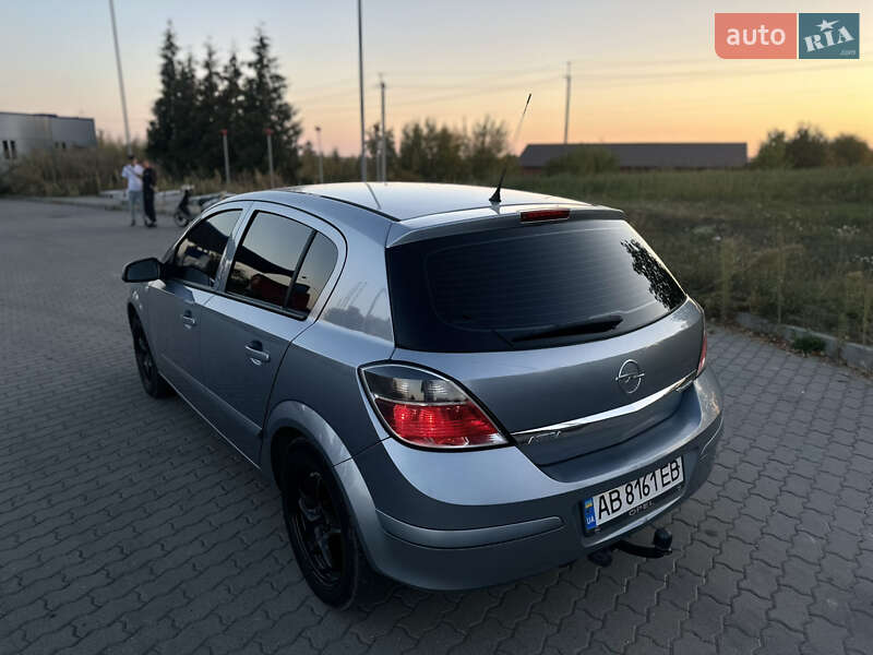 Хетчбек Opel Astra 2007 в Тульчині
