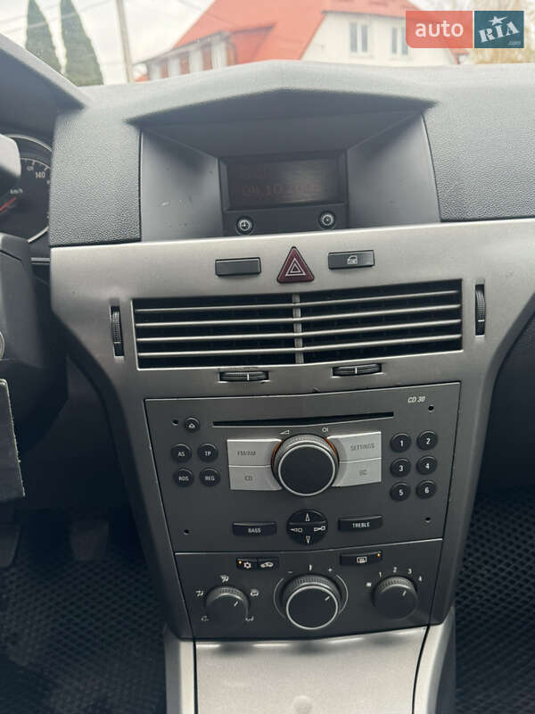 Универсал Opel Astra 2005 в Звягеле фото 21 Универсал Opel Astra 2005 в Звягеле