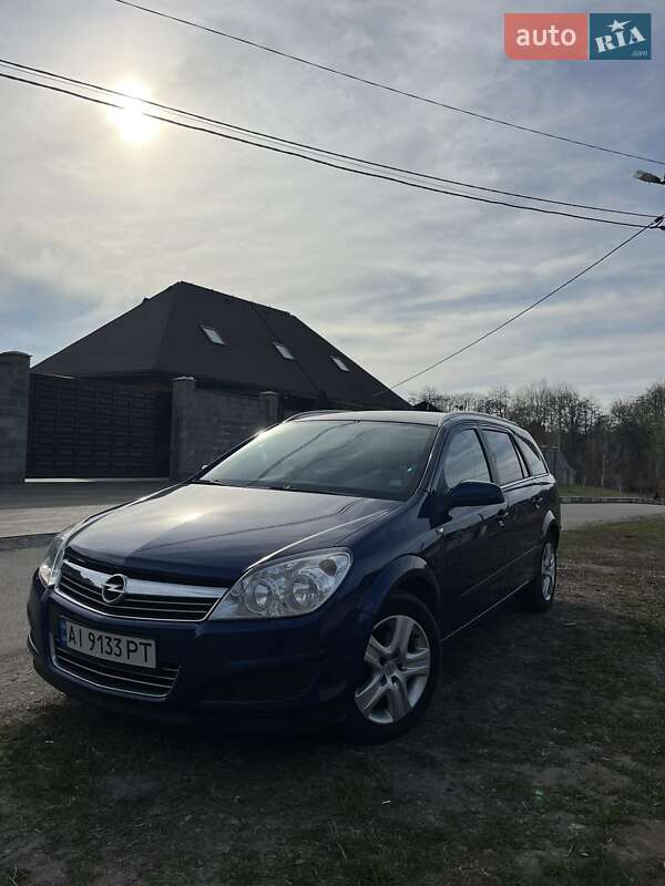 Универсал Opel Astra 2008 в Белой Церкви