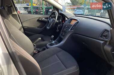 Універсал Opel Astra 2015 в  фото 16 Універсал Opel Astra 2015 в
