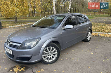 Хэтчбек Opel Astra 2004 в Ровно Хэтчбек Opel Astra 2004 в Ровно
