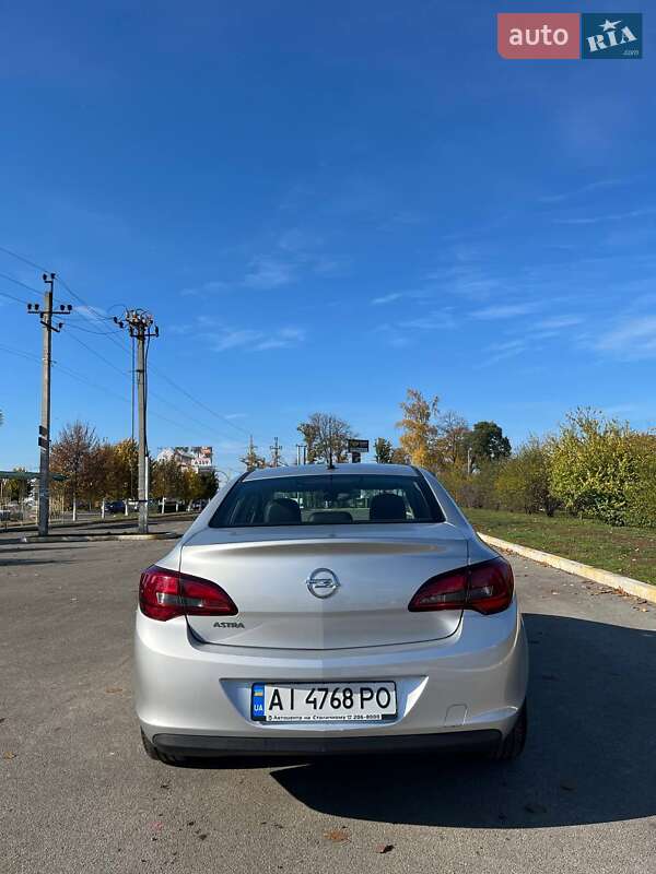 Седан Opel Astra 2016 в Буче фото 6 Седан Opel Astra 2016 в Буче