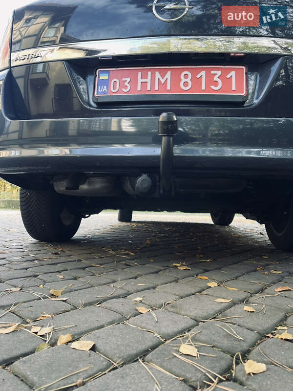 Универсал Opel Astra 2010 в Луцке фото 41 Универсал Opel Astra 2010 в Луцке