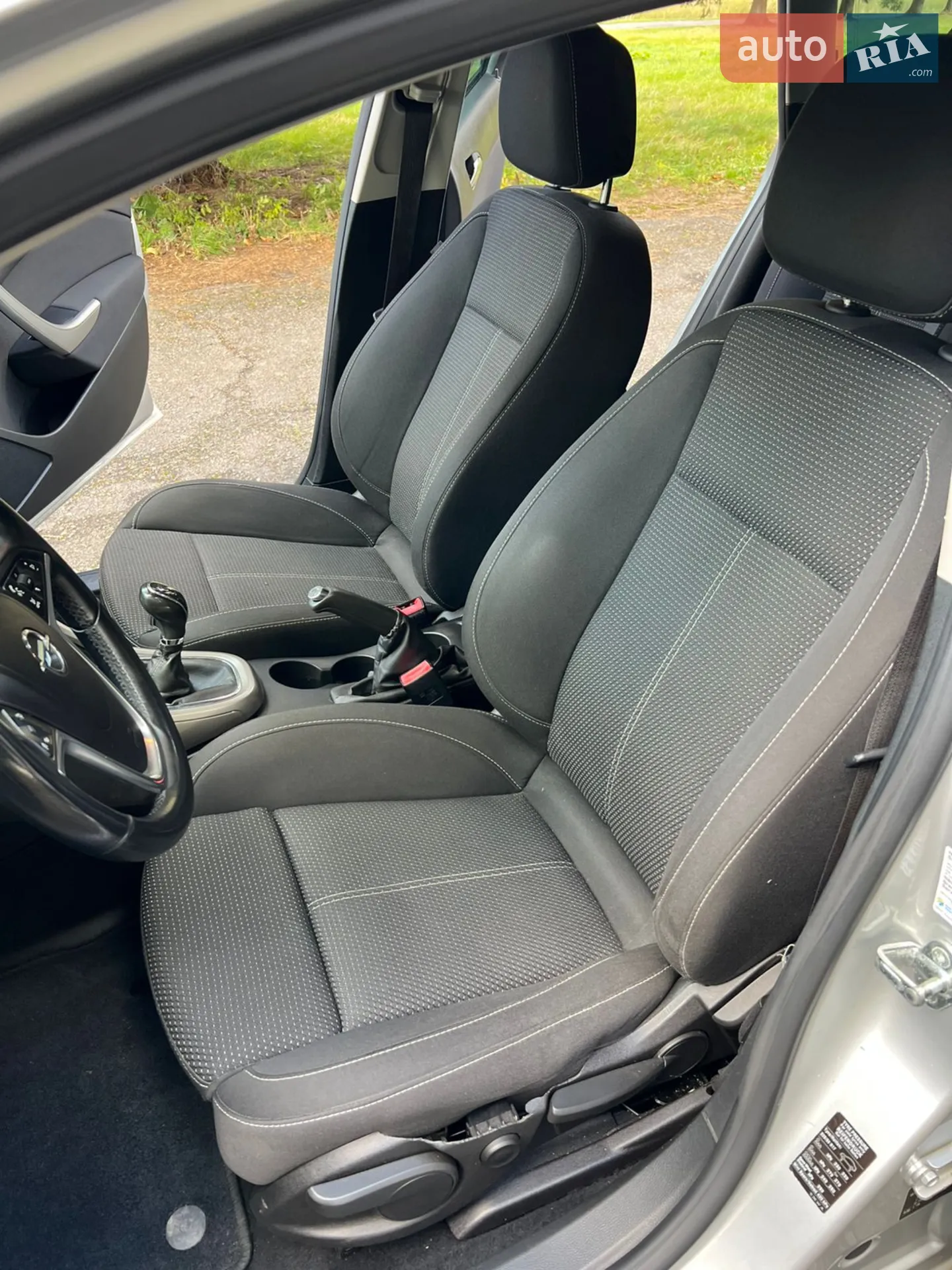 2011 Opel Astra - мініатюра 15