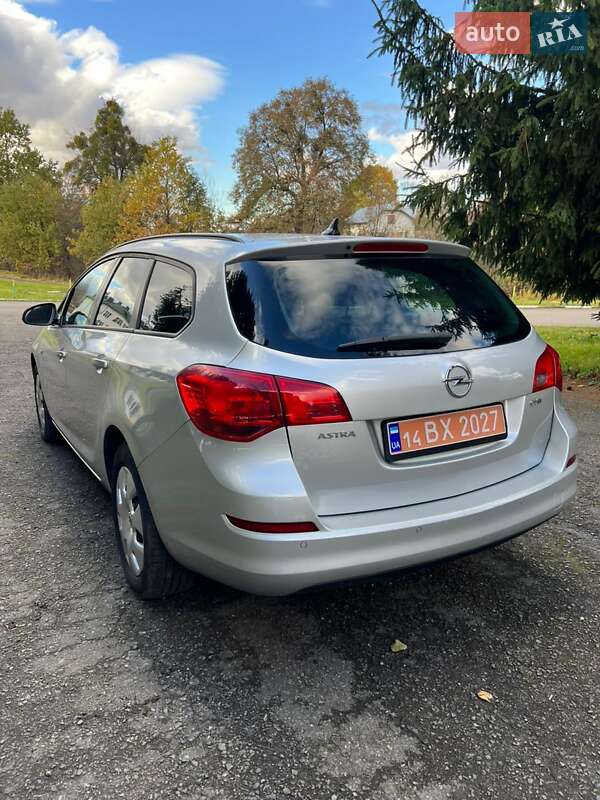 Универсал Opel Astra 2011 в Стрые фото 11 Универсал Opel Astra 2011 в Стрые