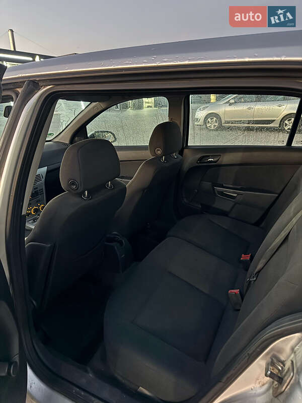 Универсал Opel Astra 2009 в Луцке фото 8 Универсал Opel Astra 2009 в Луцке