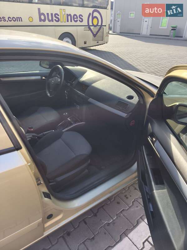 Хэтчбек Opel Astra 2004 в Виннице фото 7 Хэтчбек Opel Astra 2004 в Виннице