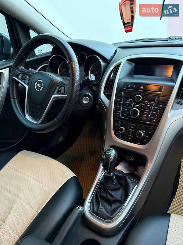 Універсал Opel Astra 2011 в Дрогобичі фото 13 Універсал Opel Astra 2011 в Дрогобичі